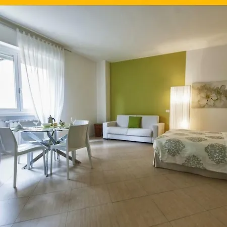 Centro Citta Train Station Μπέργκαμο